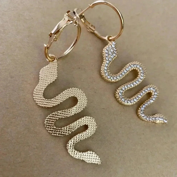 🆕Necklace & Earrings Fashion Set Righstones Snake Pendant🆕 - Picture 9 of 10